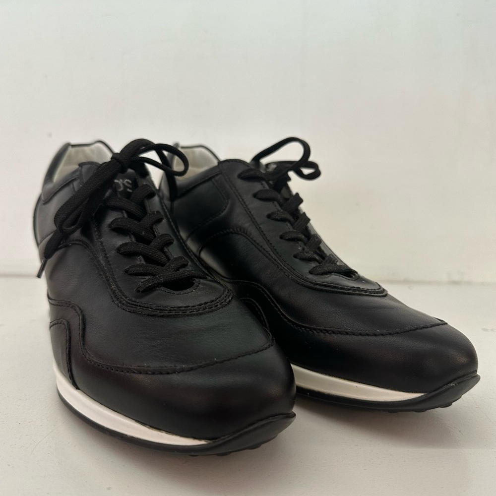 Tod's Black Leather Sneakers